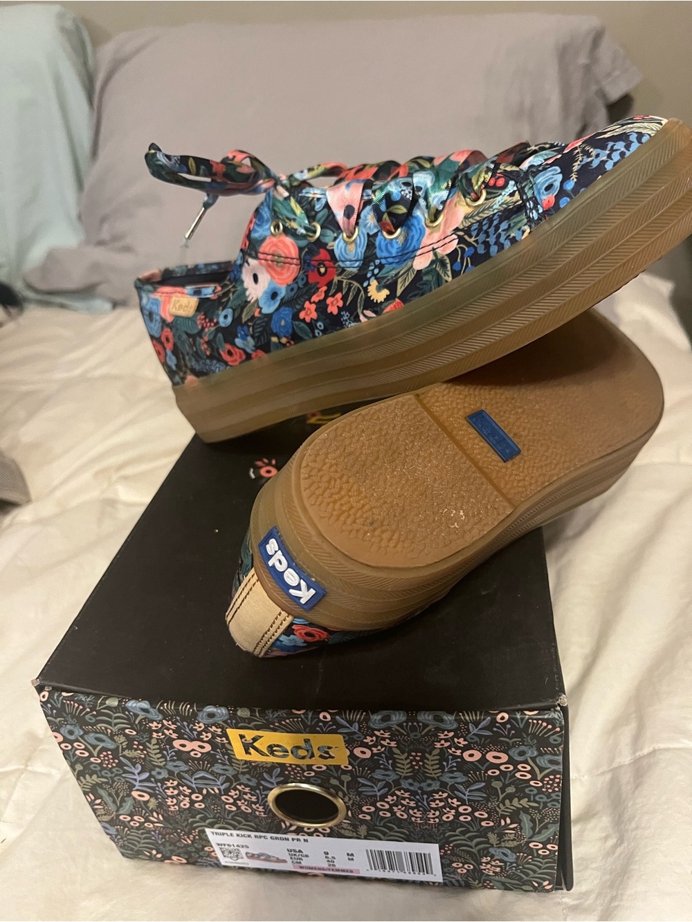 Keds + Rifle Paper Co. - Picture 4 of 5